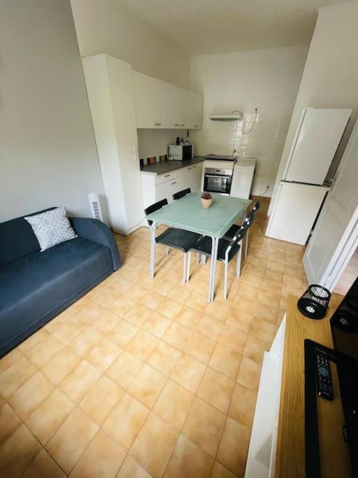 Chez Leo I - Appartement T2 Proche Tricastin Bollène Exterior foto